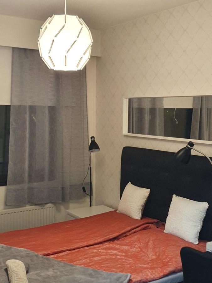 Kaunis Valoisa 3 Krs Pikkukaksio Vantaa Koivukylae Apartment Екстериор снимка