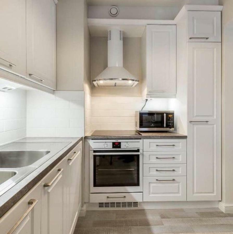 Kaunis Valoisa 3 Krs Pikkukaksio Vantaa Koivukylae Apartment Екстериор снимка